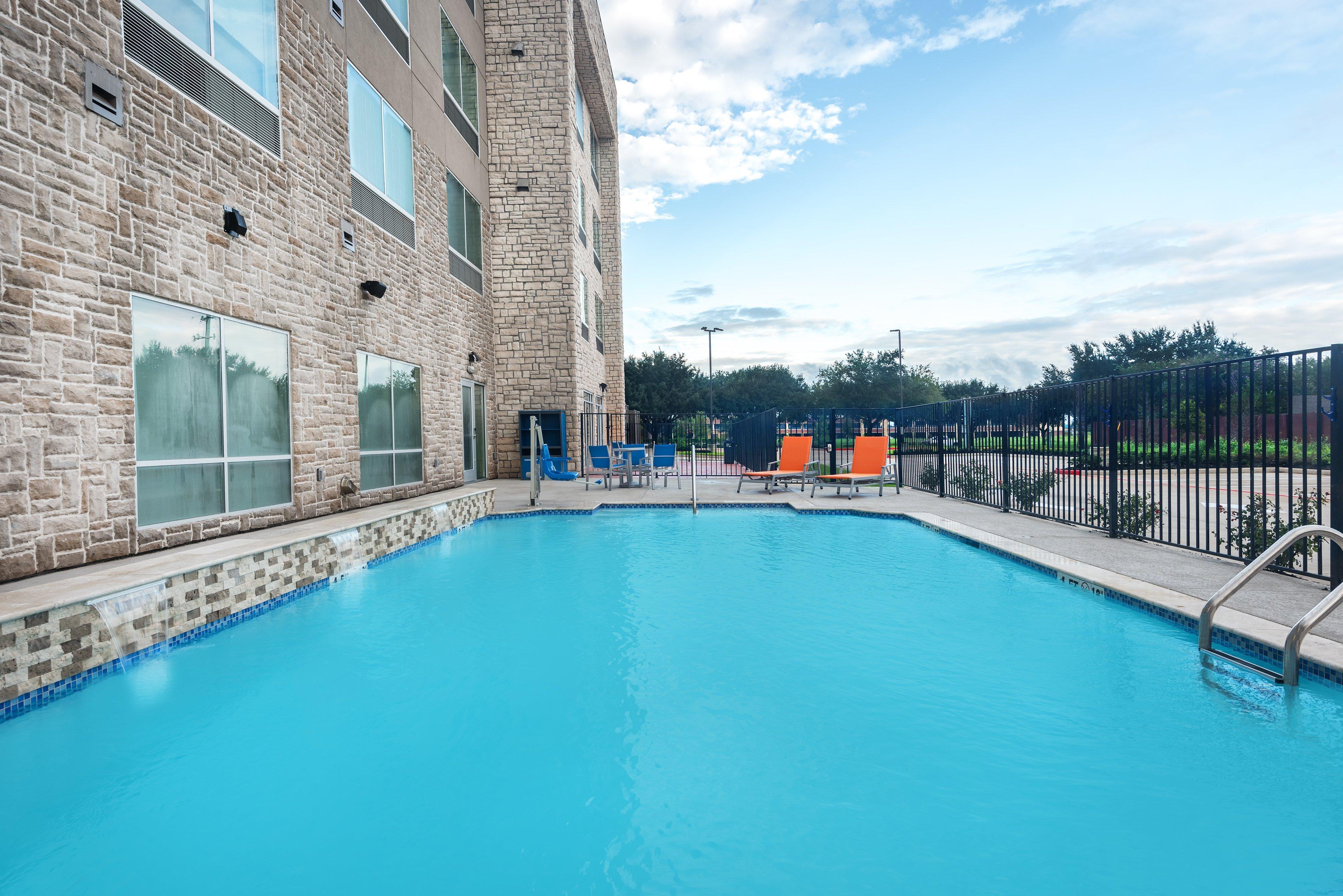 Holiday Inn Express & Suites- Sugar Land Se - Missouri City By Ihg Екстер'єр фото